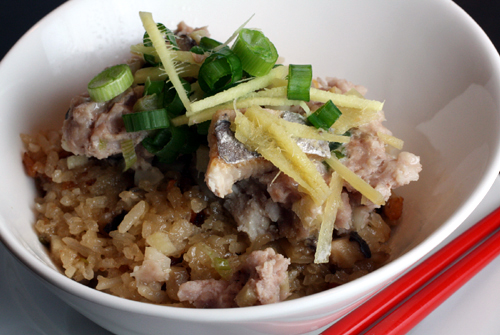 Steamed pork hash with salted fish served over Chinese sticky rice.