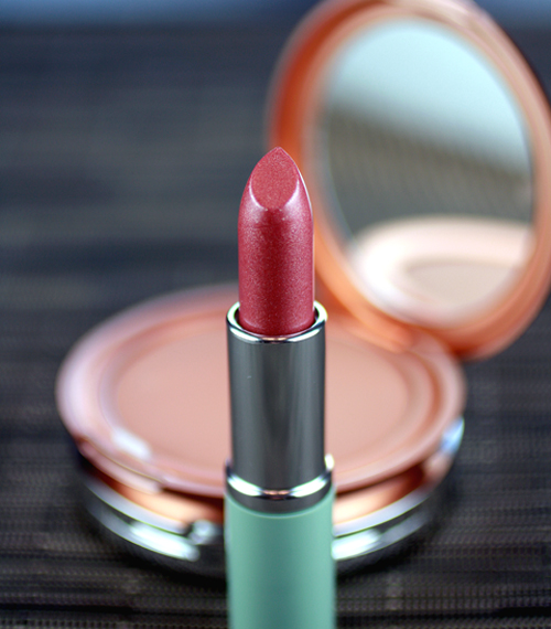 Food Gal gets a little more glam looking. Food Gal gets a little more glam looking.