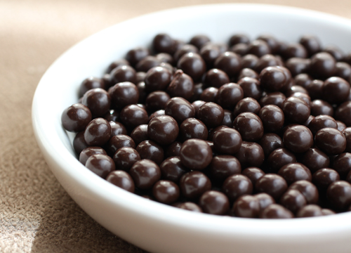 Crunchy chocolate pearls.