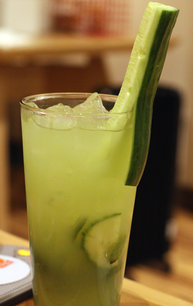 How pretty is this cucumber-mint cooler? And it has only 47 calories.