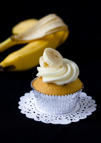 Banana cupcake. (Photo courtesy of La Luna Cupcakes)