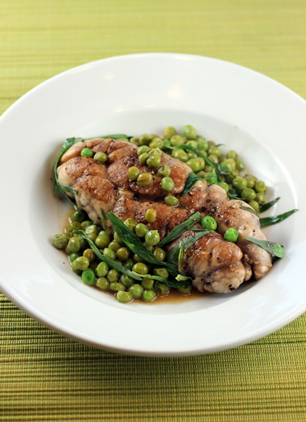 Amaze your friends by cooking this flavorful sweetbreads dish with peas and tarragon by Chef Chris Cosentino.