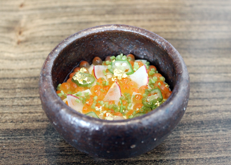 Hairy crab with yuba.