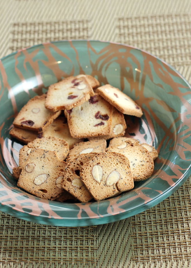 Almondina Toastees in Lemon Poppy Almond (front) and Cranberry Almond (back).