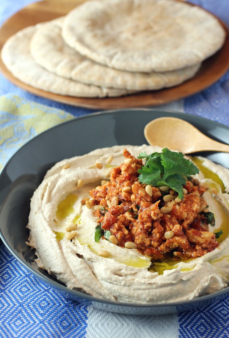 Five-minute hummus with cinnamon-scented chicken.