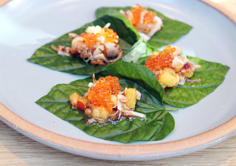 The deceptively delicate looking miang.