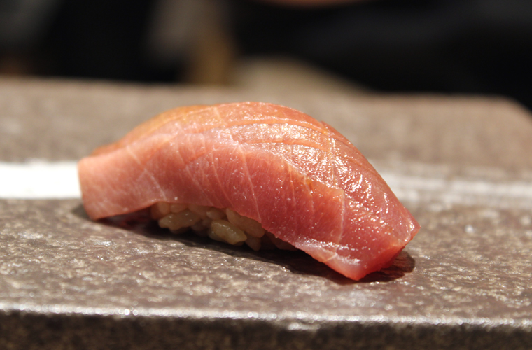 Medium fatty tuna.