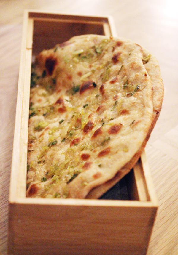 Garlic naan.