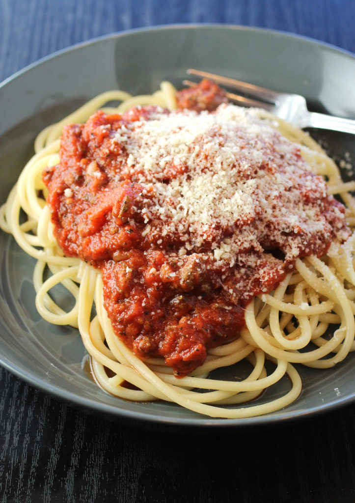 Fresh bucatini and beef ragu from Etto that I cooked in a flash for dinner at home.