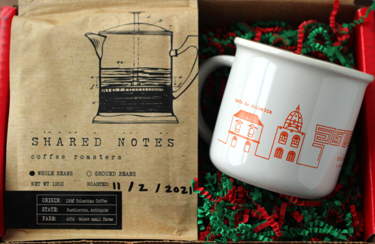 A perfect gift box for coffee lovers.