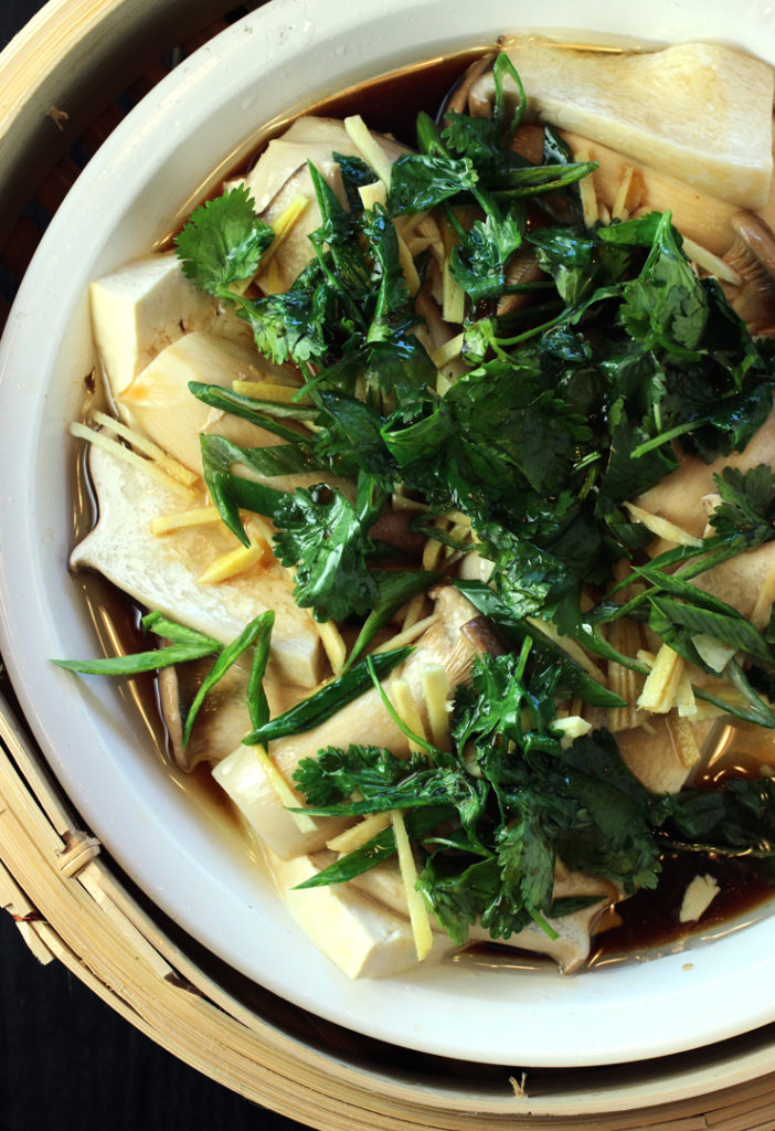 Like the classic dish of Chinese steamed whole fish -- but without the fish.