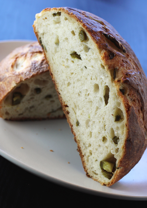 The jalapeno cheese loaf.