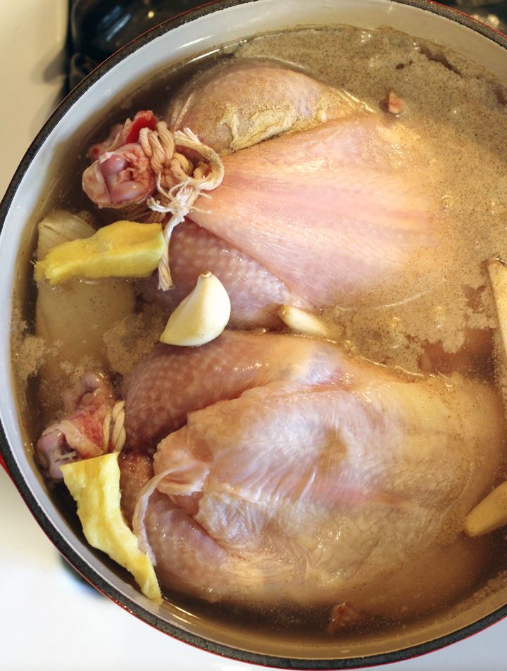 You want the two hens to fit snugly in your pot.