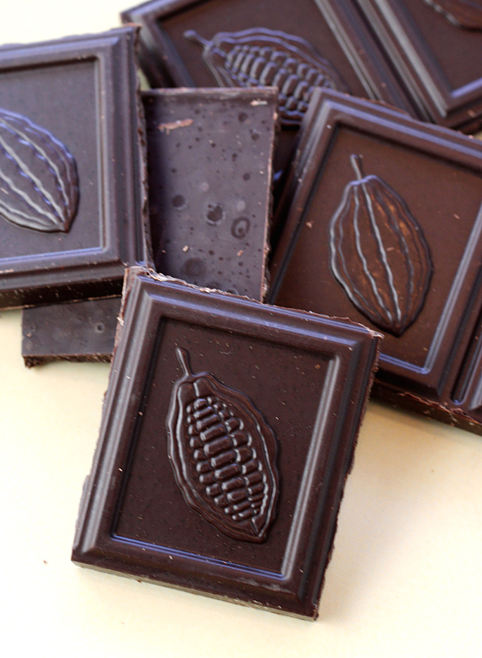 Dark, crunchy, and cooling, that's what this 72% Cocoa with Crispy Mint bar is like.
