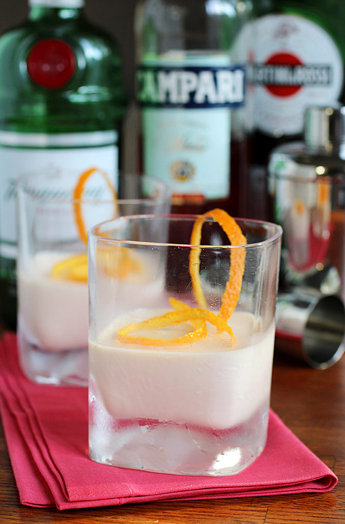 If you love a Negroni, you'll be smitten by this Negroni panna cotta.