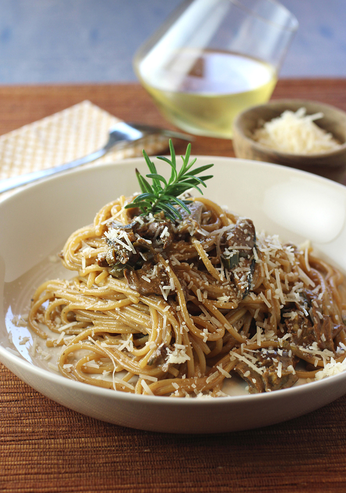 A meatless pasta dish that gains a meaty texture from all the mushrooms.
