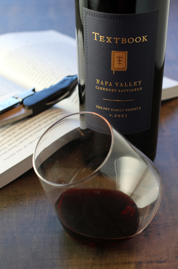 This Cabernet Sauvignon definitely made for a textbook pairing.