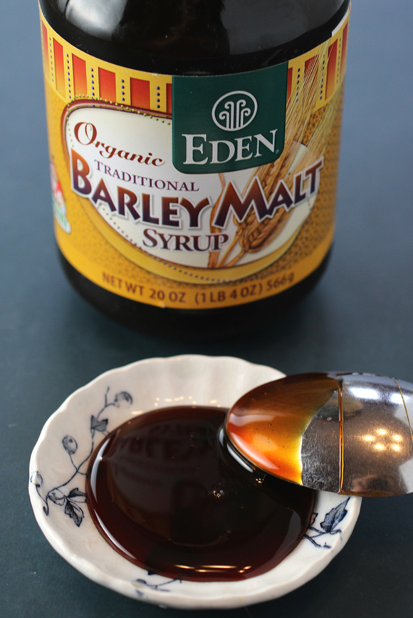 A splash of barley malt syrup goes into the topping.