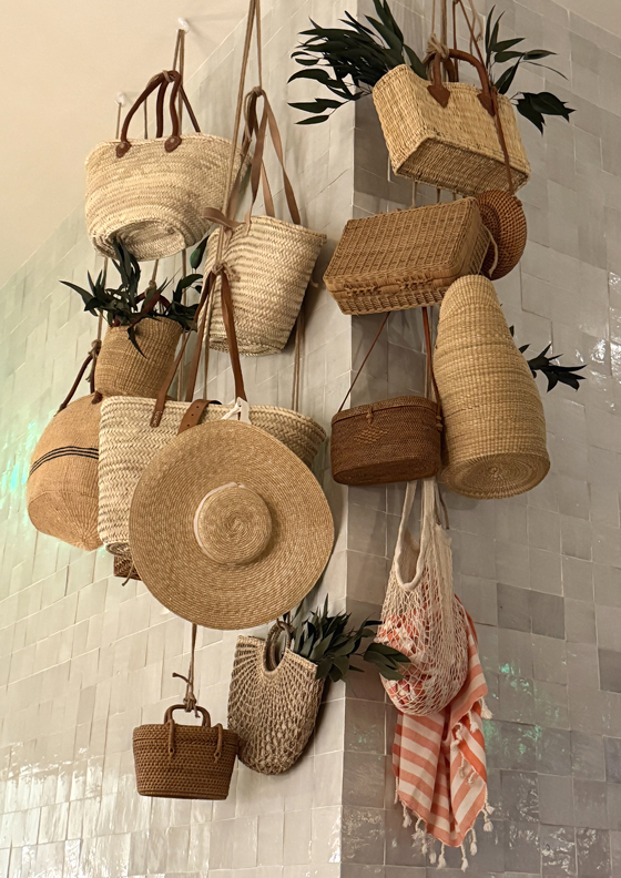 The laid-back California decor.