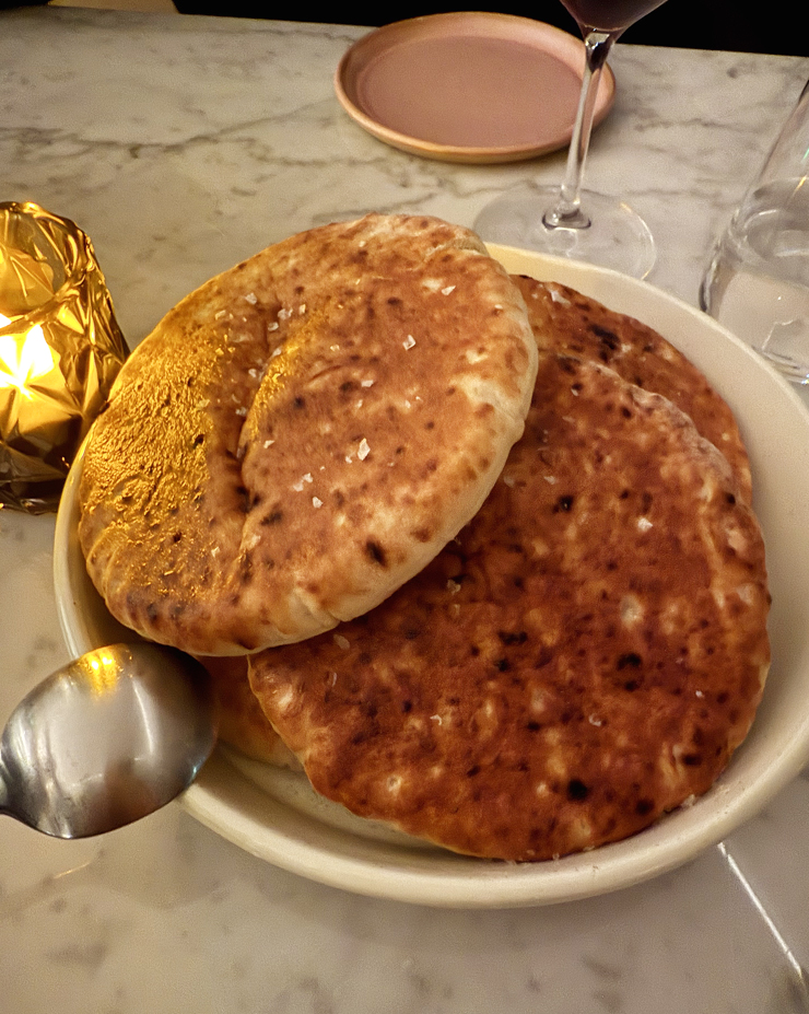 The addictive pita bread.