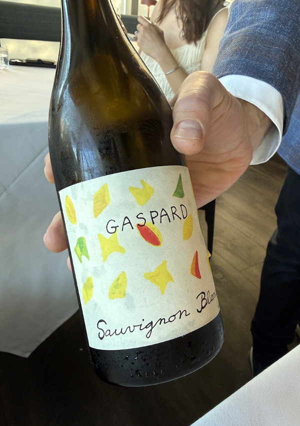 A fun, inexpensive Sauvignon Blanc I'm going to have to look for in the stores.