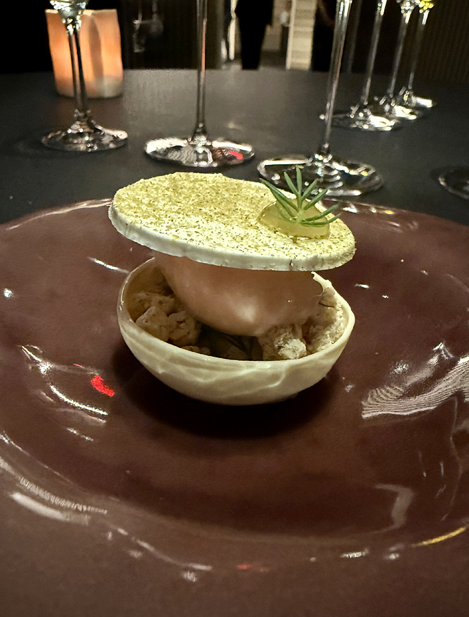 Buckwheat, chamomile, rhubarb, and licorice.