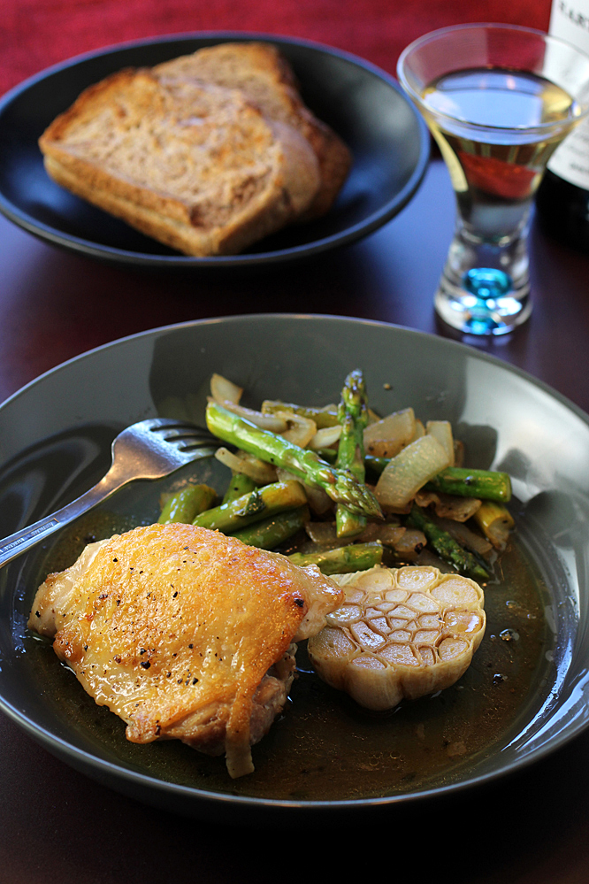 Serve with plenty of bread.