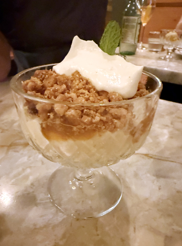 Peach icebox pie.