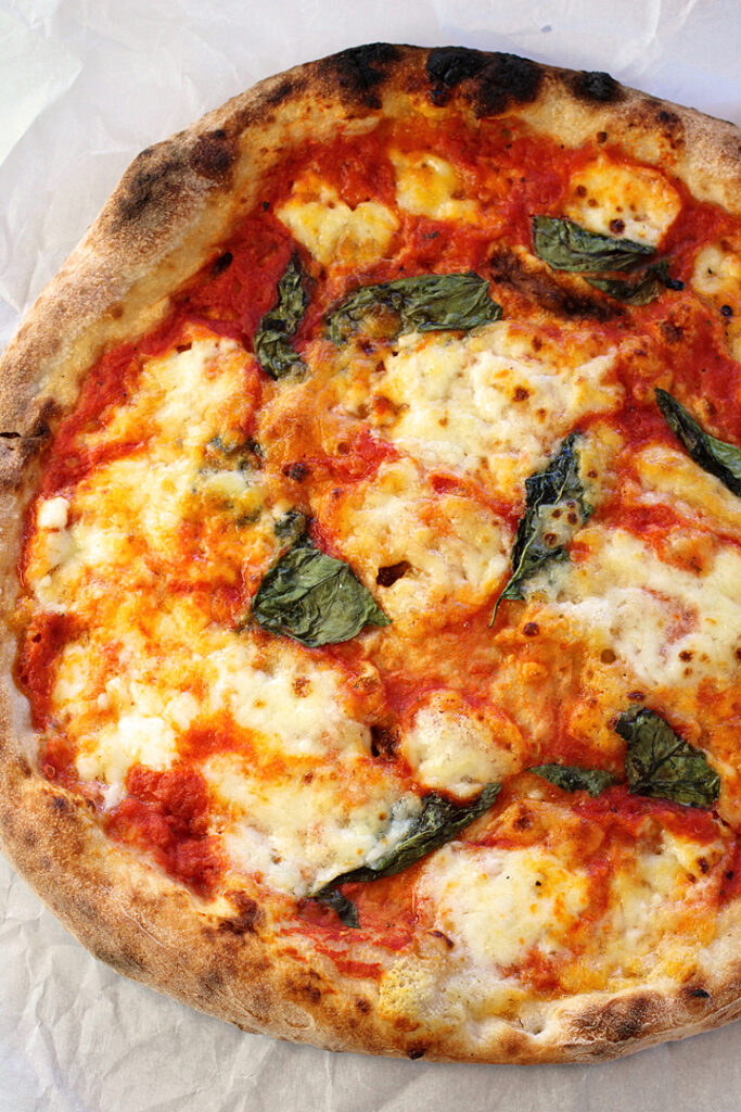Pizza Antica's Margherita pizza -- the frozen variety.