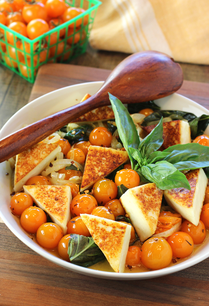Sweet, tangy, juicy, earthy, garlicky, and gently spicy.