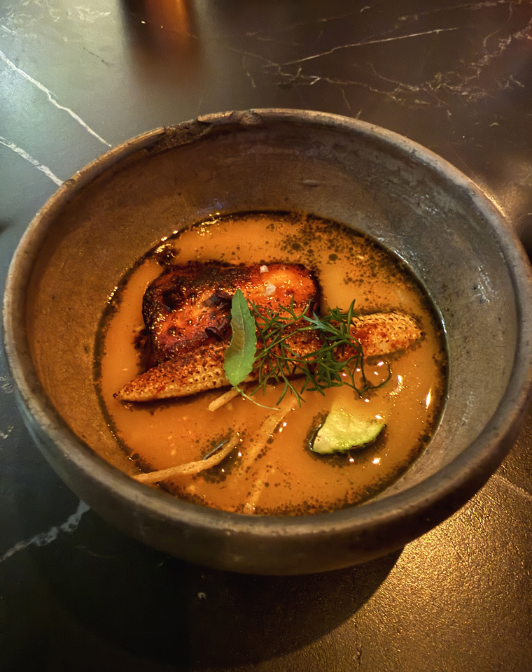 Caldo de Pescado.