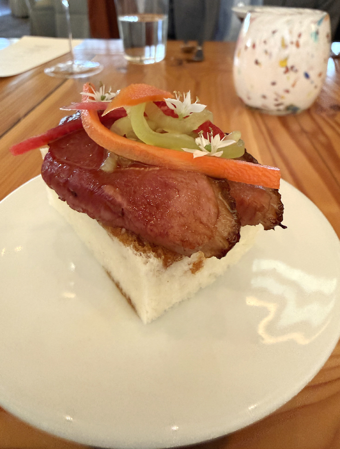 The dreamy duck bao.